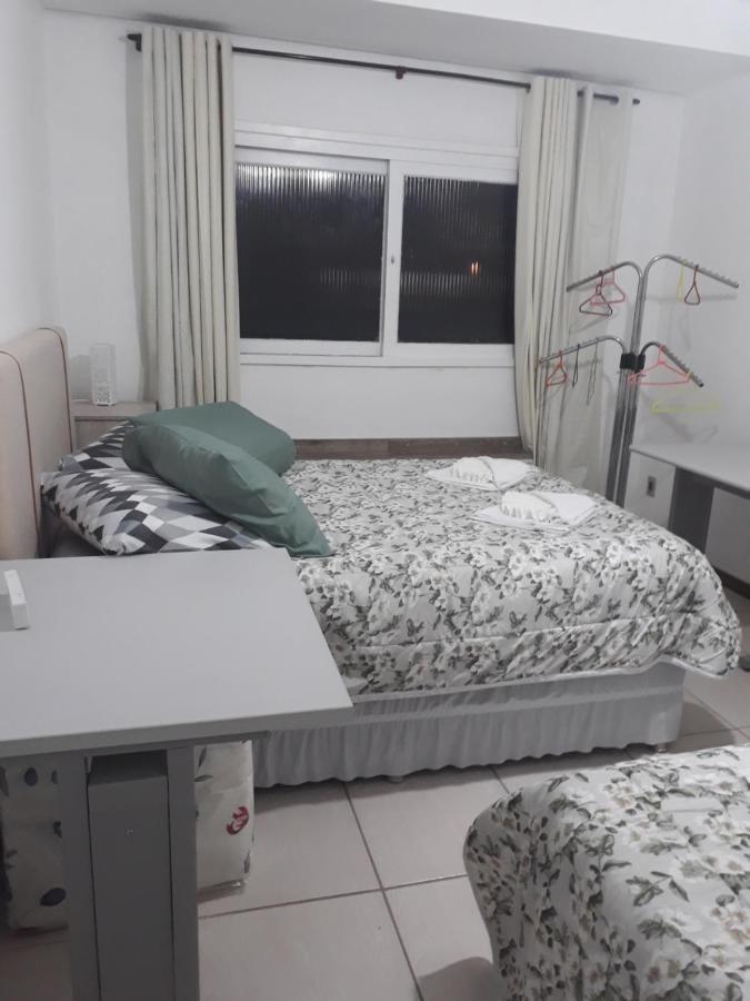 Apartamentos Por Diaria Av Domingos De Almeida Пелотас Екстериор снимка